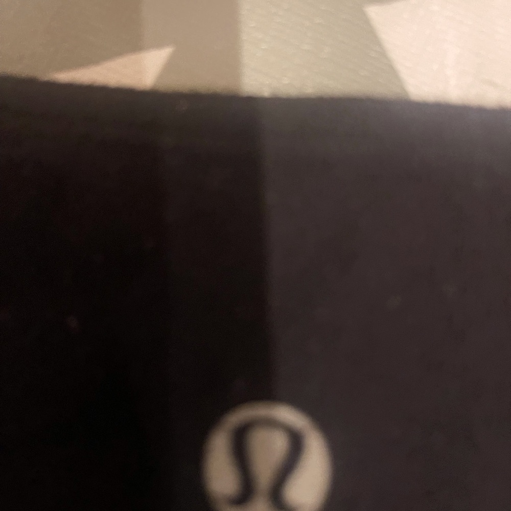 Lululemon Groove crop pants - Picture 3 of 4